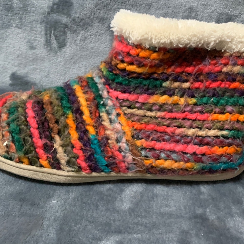 Minnetonka Slipper Boots Womens L 8-9 Rainbow Knit Faux Fur Cottage44048 - Picture 14 of 15